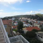 Kresic 1 Hvar *