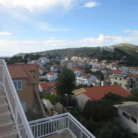 Kresic 1 Hvar *
